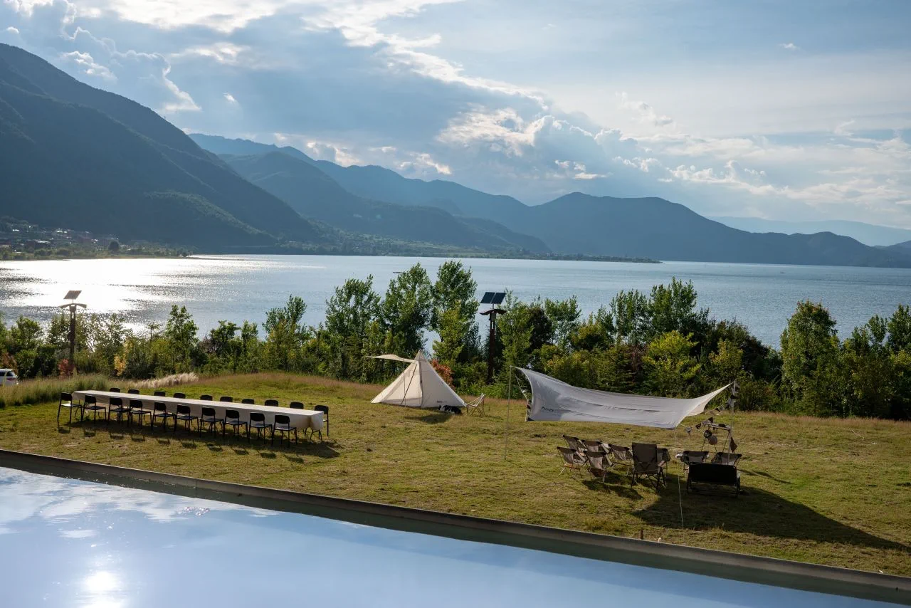 泸沽湖酒店公区2